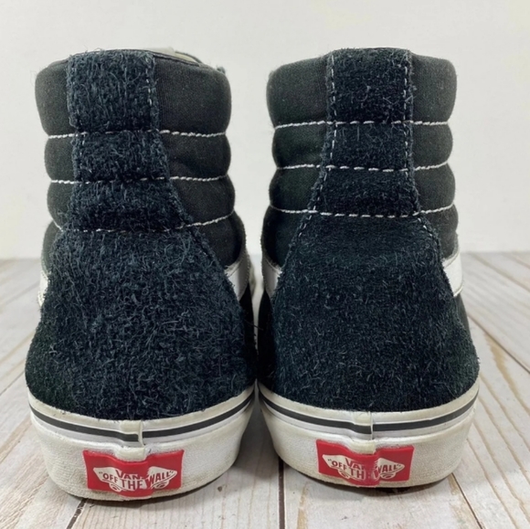 Vans - Picture 4 of 7